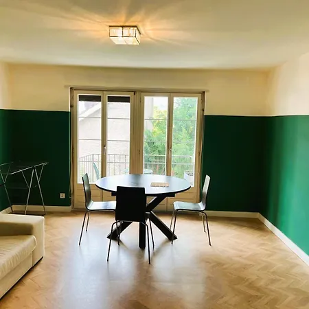 3 Old Town Flat - Munster